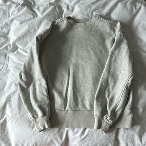 Everlane grey sweatshirt
